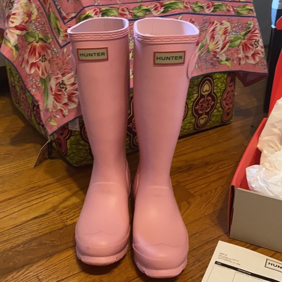 Brand New Pink Hunter rain boots - Picture 3 of 6